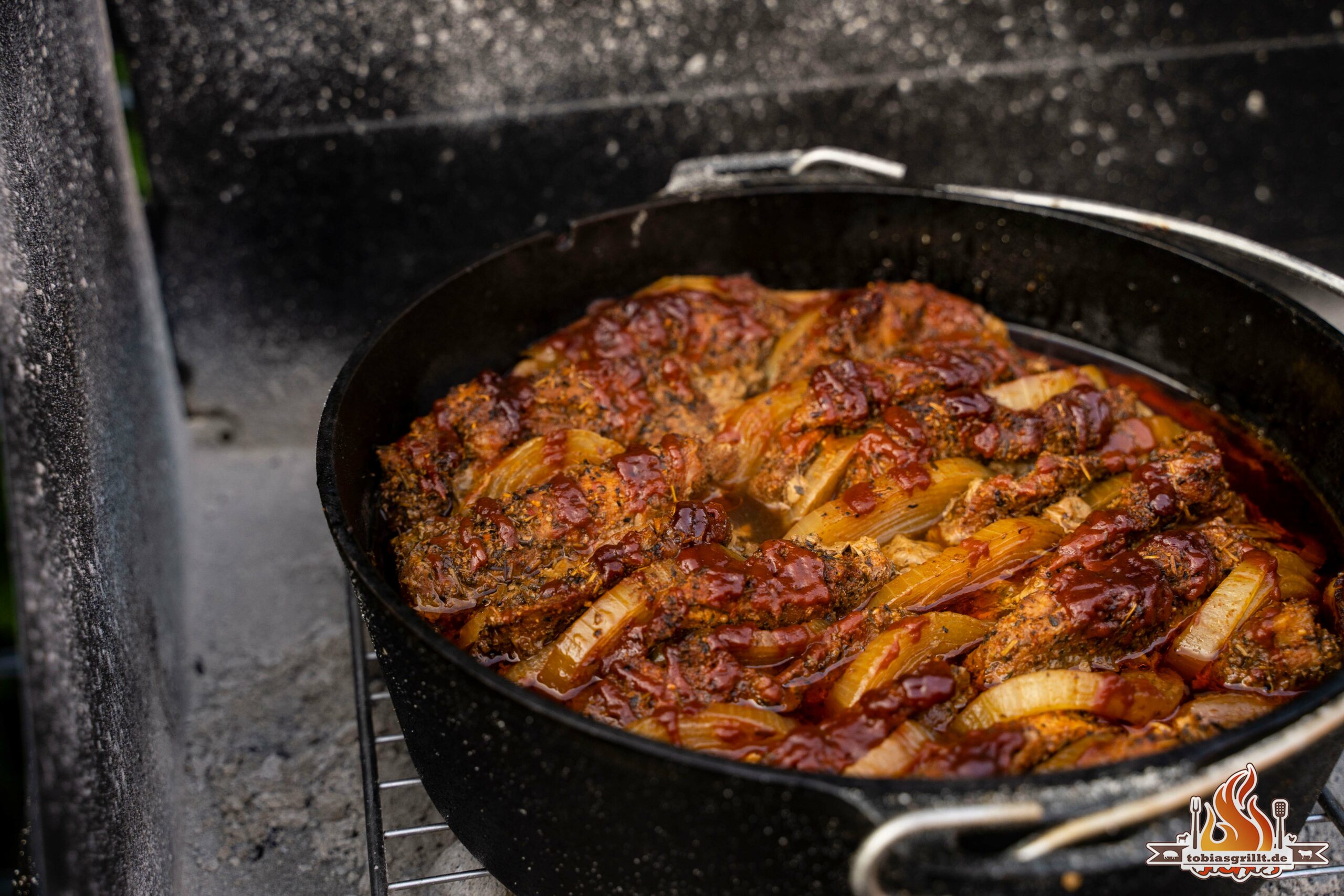 Schichtfleisch Aus Dem Dutch Oven Tobiasgrillt De