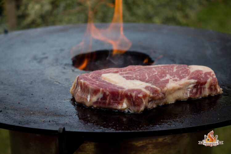 Shio Aged Ribeye Steak vom Red Heifer