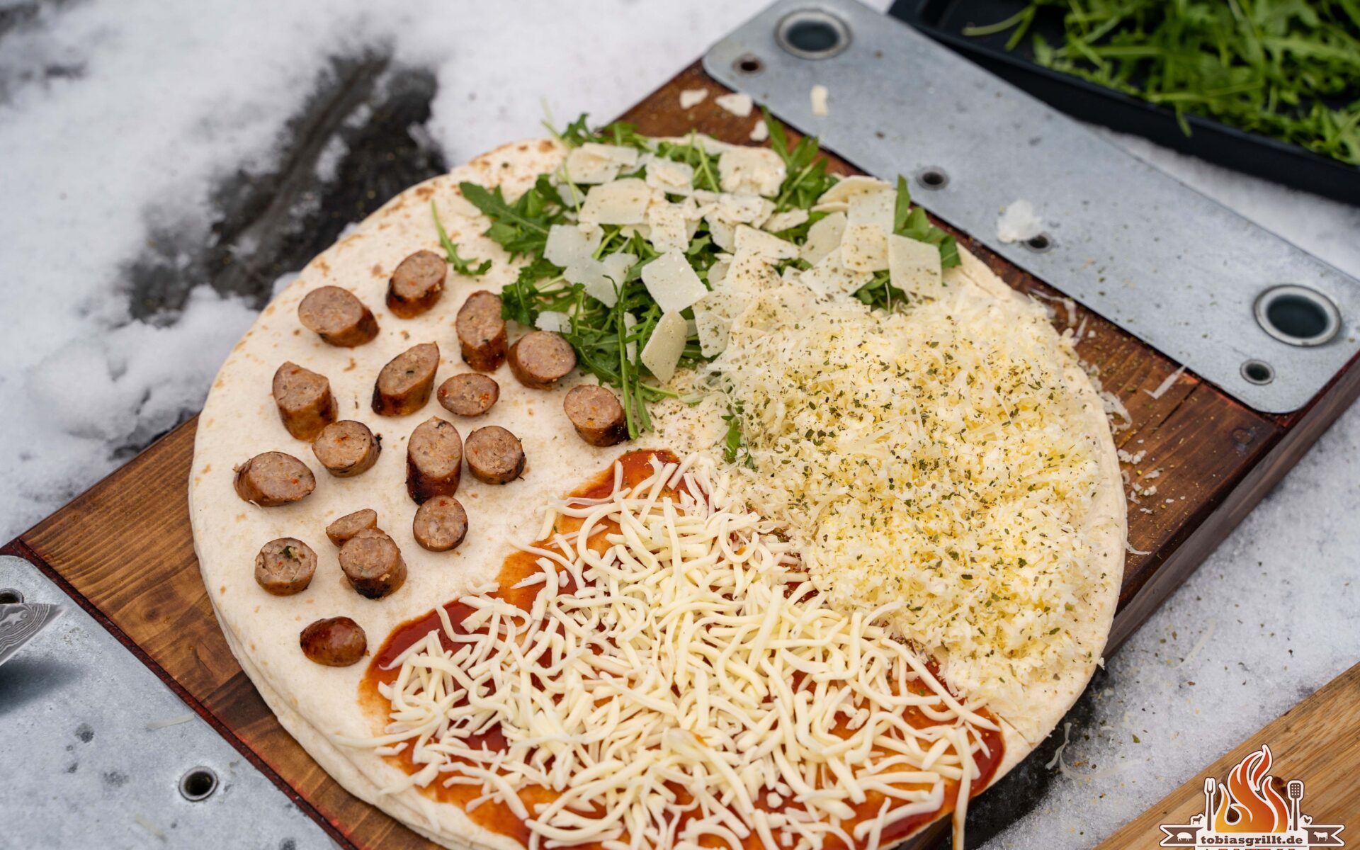 TikTok Tortilla Wrap Hack mit dem Salsiccia Pizza Wrap