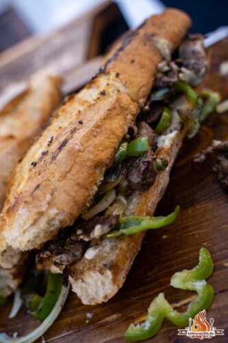 Philly Cheese Steak Sandwich Rezept vom Grill