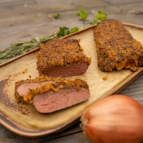 Lammlachse mit aromatischer Kräuterkruste