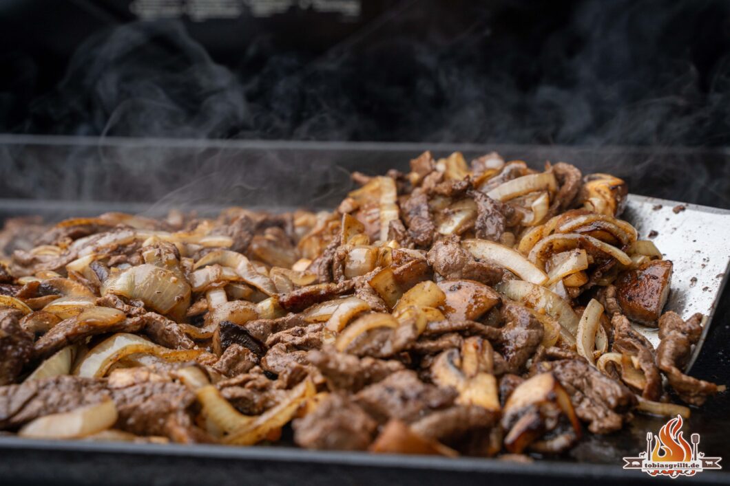 Geschnetzeltes mit Champignons von der Plancha