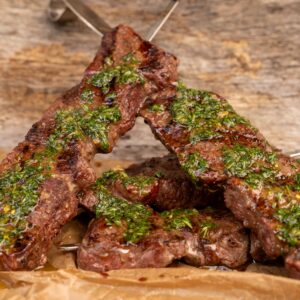 Hüftsteak Spieße mit Chimichurri