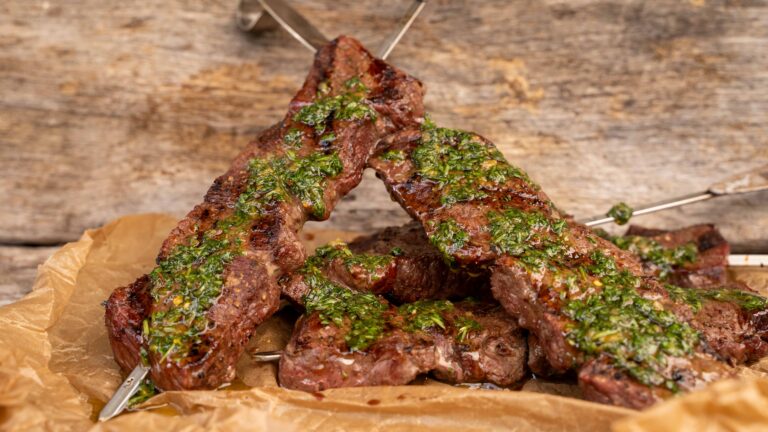 Hüftsteak Spieße mit Chimichurri – Das perfekte Grillrezept für maximalen Geschmack