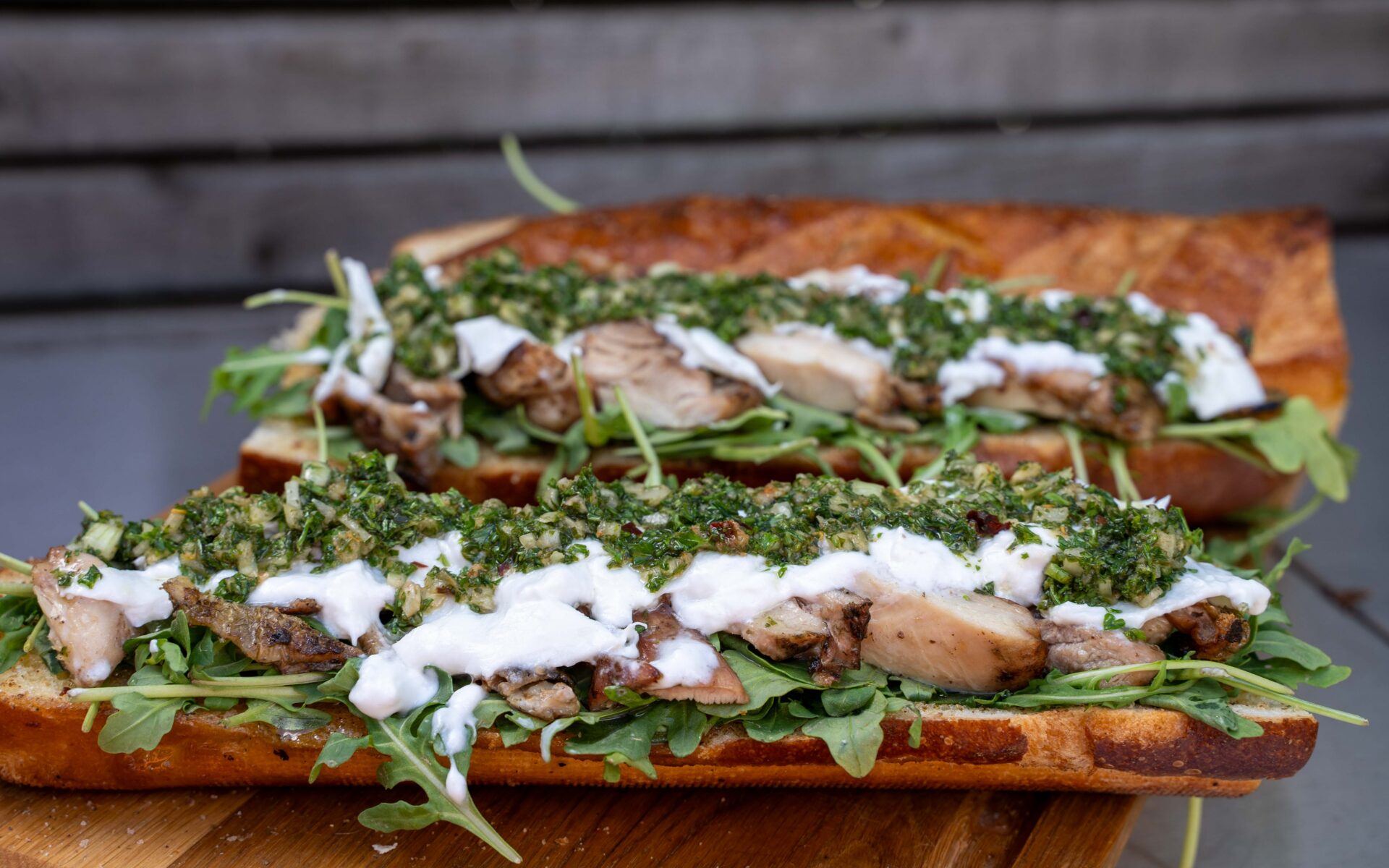 Pollo Fino Baguette vom Grill – mit Burrata & selbstgemachtem Würzöl