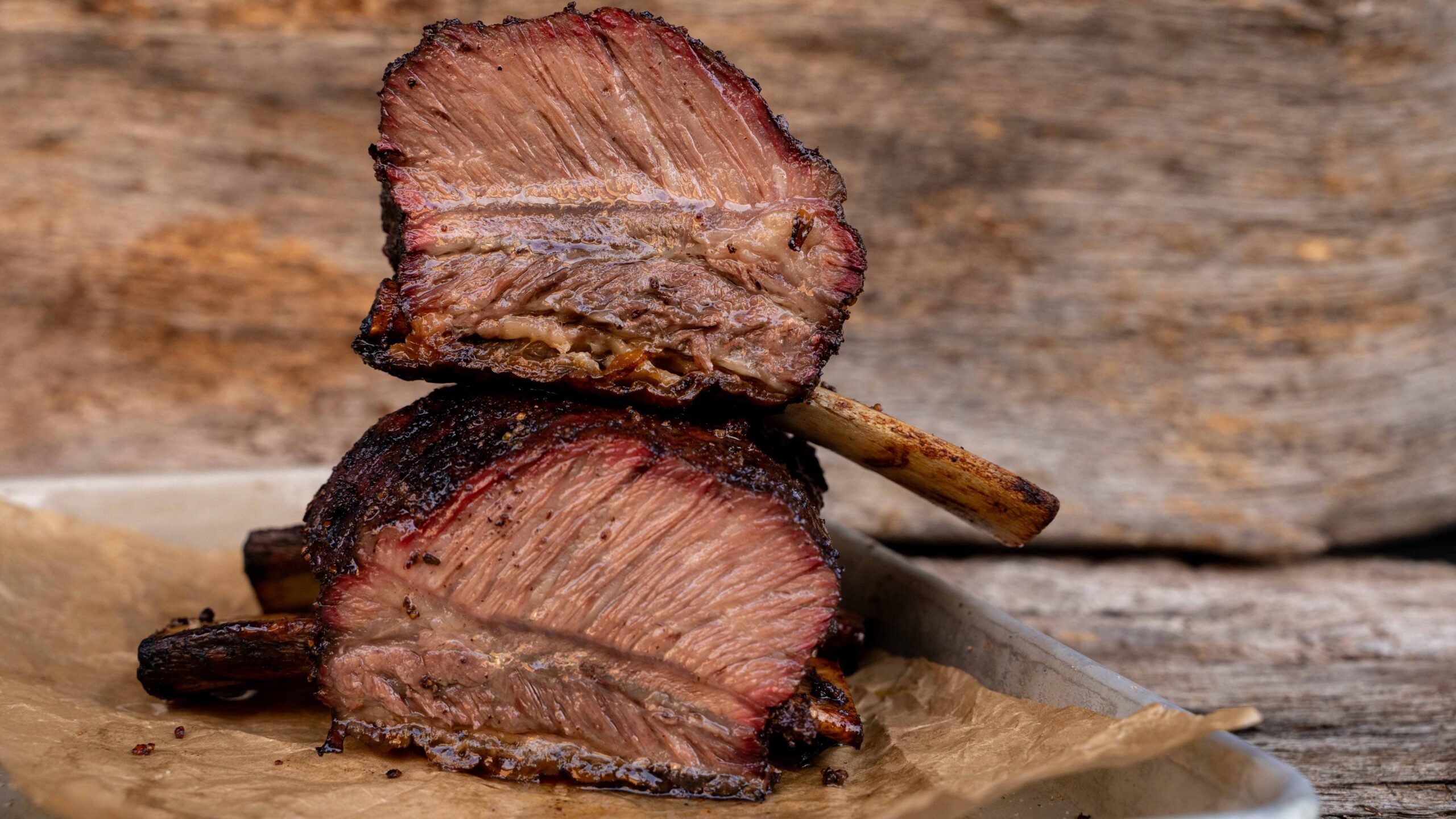 Wagyu Short Ribs vom Hof – Low & Slow auf dem Pelletgrill