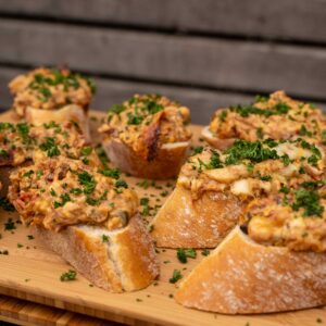 Schweinebäckchen Dip mit Jalapeños und Petersilie